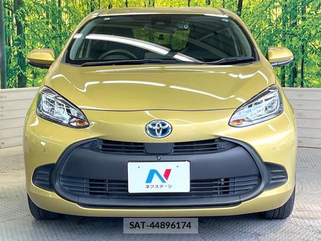 Toyota AQUA 2022-07 8285617-13