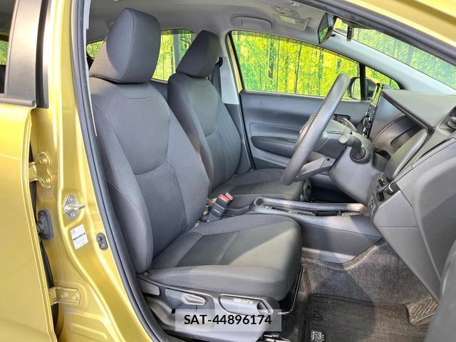 Toyota AQUA 2022-07 8285617-7