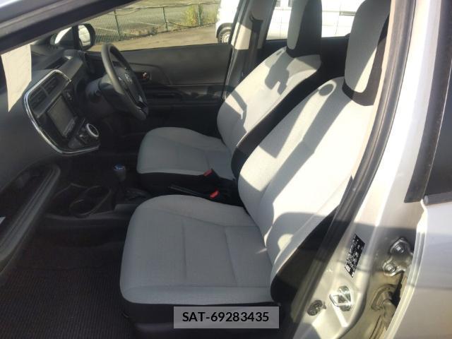 Toyota AQUA 2021-08 8285685-15