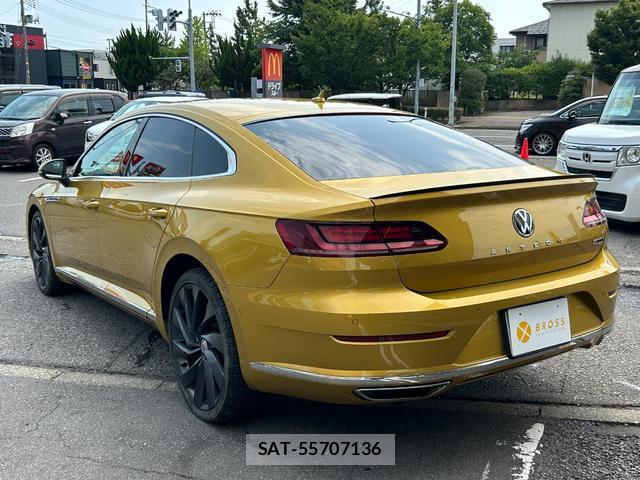 VolksWagen ARTEON 2019-08 8277808-7