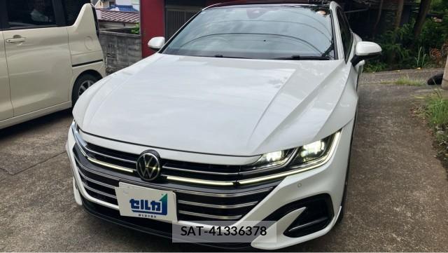 VolksWagen ARTEON 2022-09 8281114-0