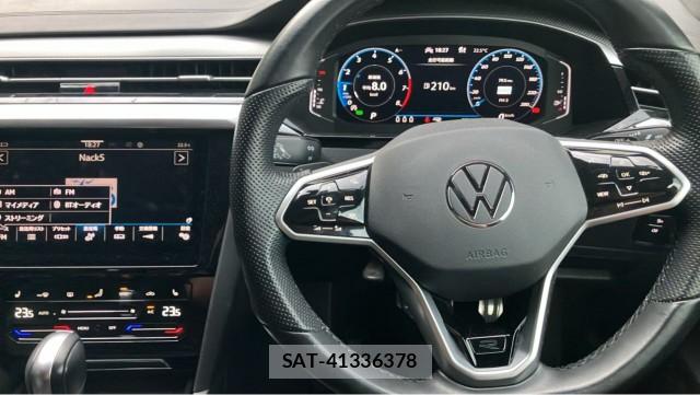 VolksWagen ARTEON 2022-09 8281114-16