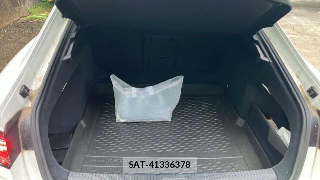 VolksWagen ARTEON 2022-09 8281114-17