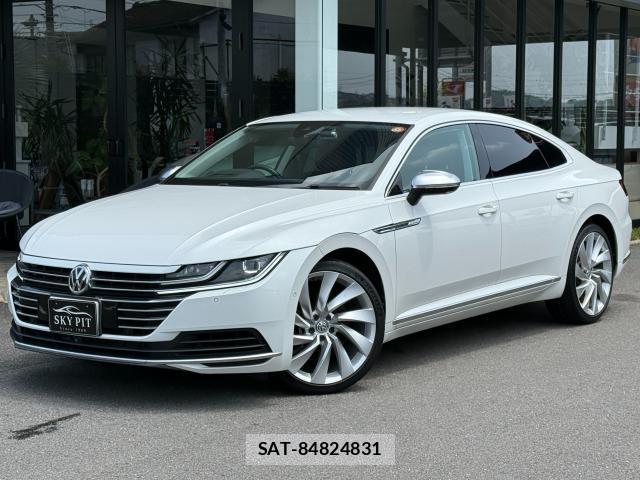 VolksWagen ARTEON 2018-10 8282539-0