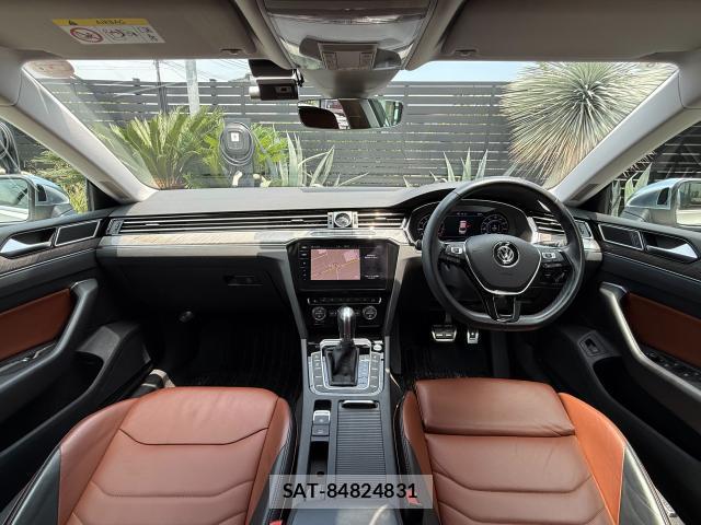 VolksWagen ARTEON 2018-10 8282539-2