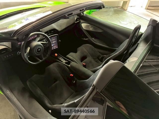 McLaren Artura 2024-12 8283102-1