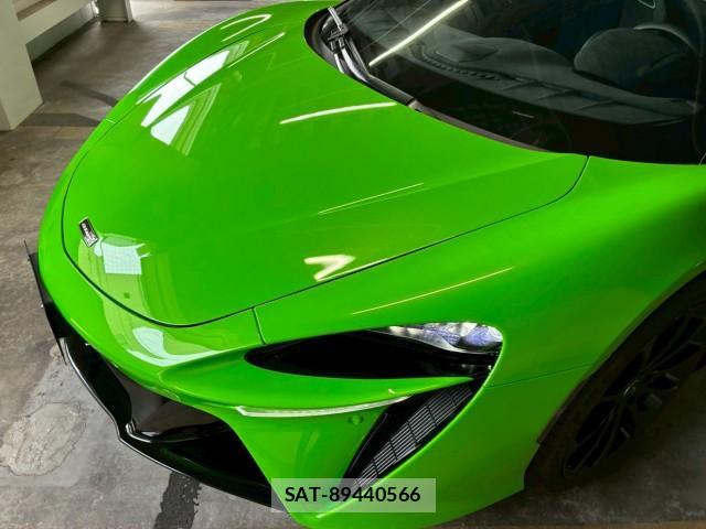 McLaren Artura 2024-12 8283102-11