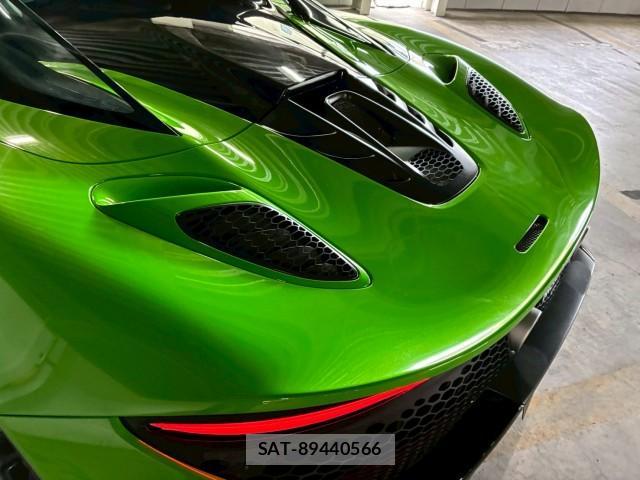 McLaren Artura 2024-12 8283102-14