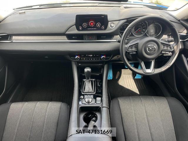 Mazda ATENZA 2019-02 8279572-1