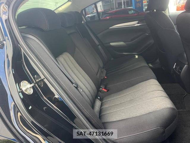 Mazda ATENZA 2019-02 8279572-9