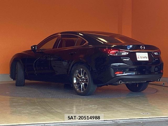 Mazda ATENZA 2017-08 8280106-5