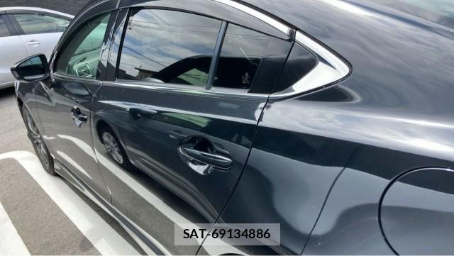 Mazda ATENZA 2014-11 8281025-10