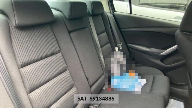 Mazda ATENZA 2014-11 8281025-6