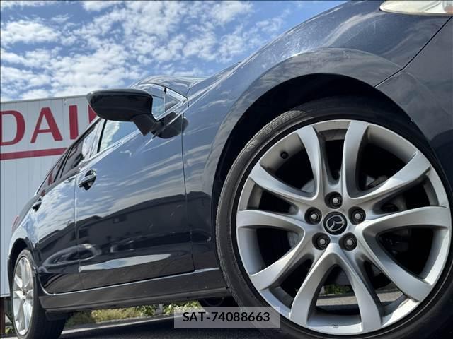 Mazda ATENZA WAGON 2014-01 8280380-10