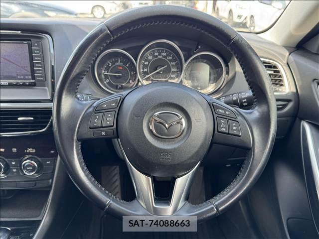Mazda ATENZA WAGON 2014-01 8280380-12