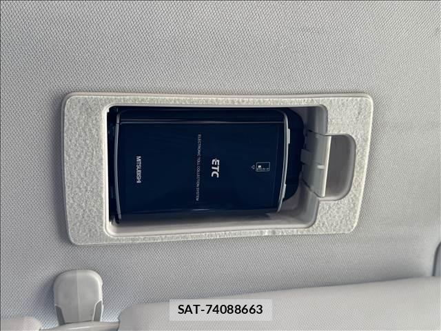 Mazda ATENZA WAGON 2014-01 8280380-5