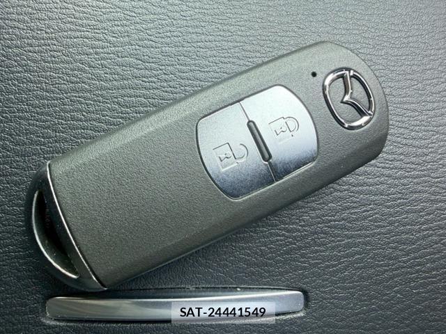 Mazda ATENZA WAGON 2013-10 8283737-13