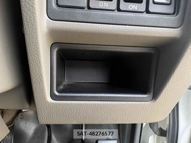 Nissan ATLAS 2012-05 8280293-15