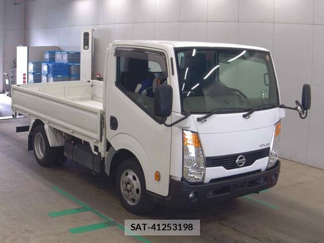 Nissan ATLAS 2018-01 8283720-2