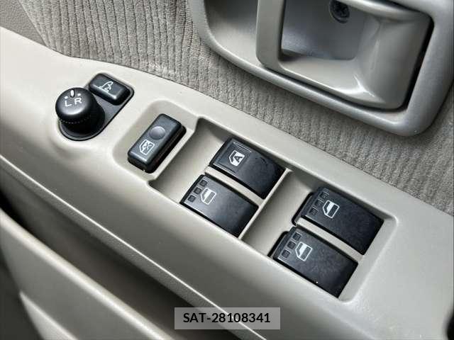 Daihatsu ATRAI WAGON 2016-04 8283685-18