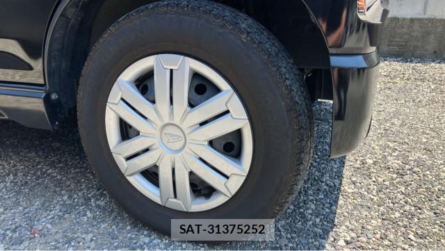Daihatsu ATRAI 2023-03 8280598-8