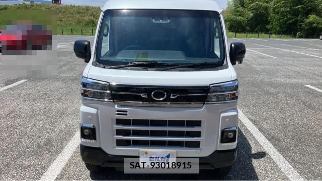 Daihatsu ATRAI 2024-08 8280958-9