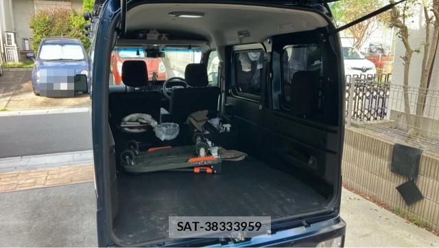 Daihatsu ATRAI 2022-07 8282502-17