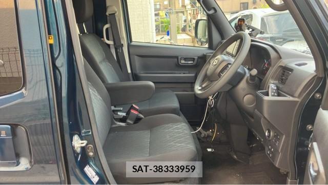 Daihatsu ATRAI 2022-07 8282502-5