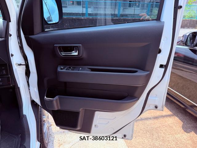Daihatsu ATRAI 2022-10 8285835-15