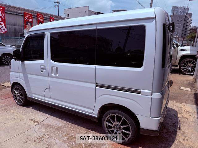 Daihatsu ATRAI 2022-10 8285835-4