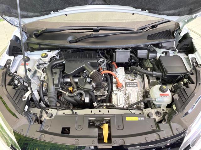 Nissan AURA 2021-09 8277212-14