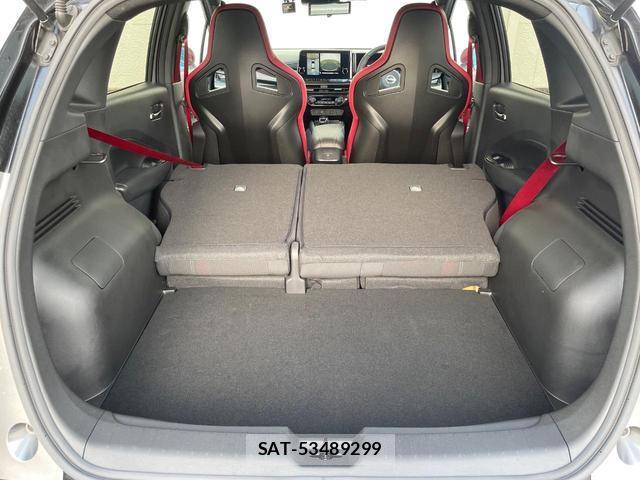 Nissan AURA 2022-04 8279150-9