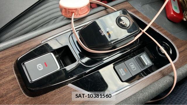 Nissan AURA 2022-05 8281350-14