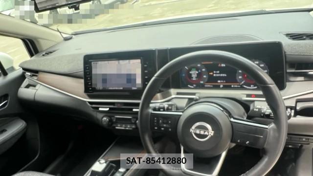 Nissan AURA 2022-06 8281848-2