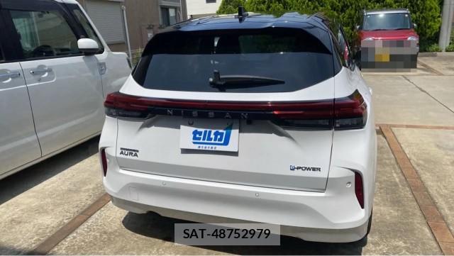 Nissan AURA 2022-09 8282338-1