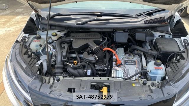 Nissan AURA 2022-09 8282338-7