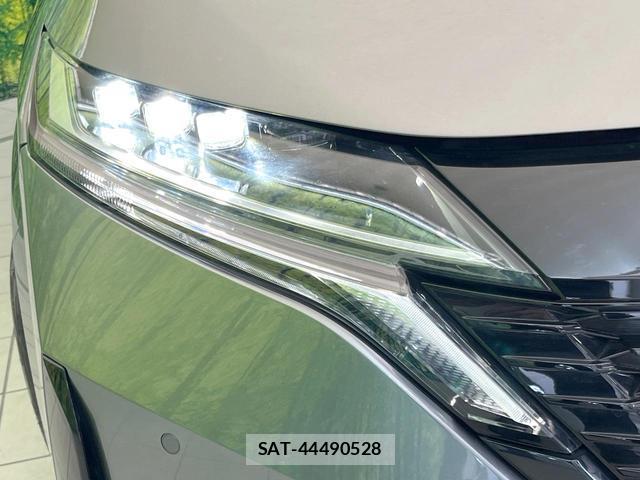 Nissan AURA 2023-06 8282626-12