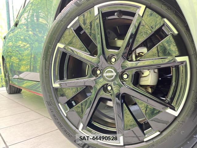 Nissan AURA 2023-06 8282626-13