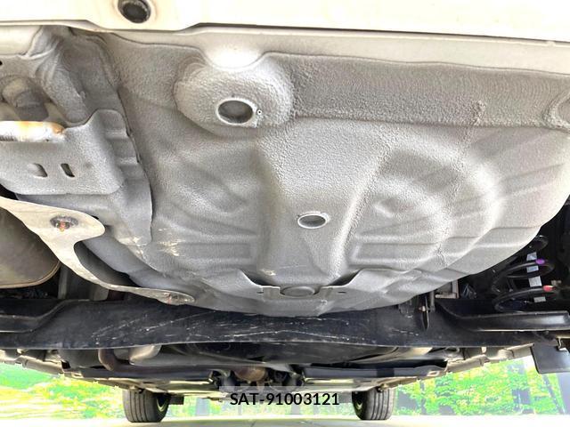 Nissan AURA 2021-11 8283454-18