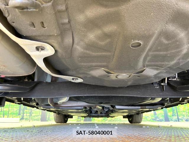 Nissan AURA 2022-01 8283480-16
