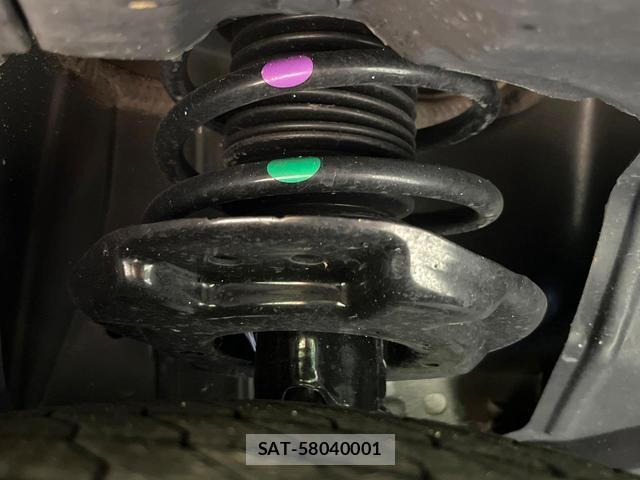 Nissan AURA 2022-01 8283480-17