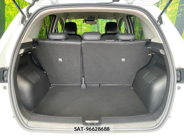Nissan AURA 2021-10 8283604-10
