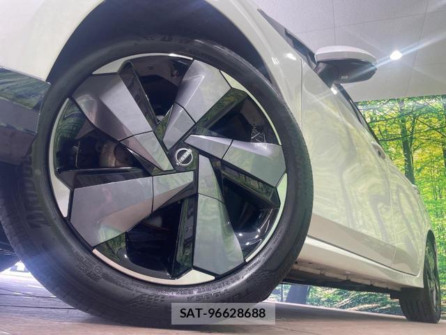 Nissan AURA 2021-10 8283604-13