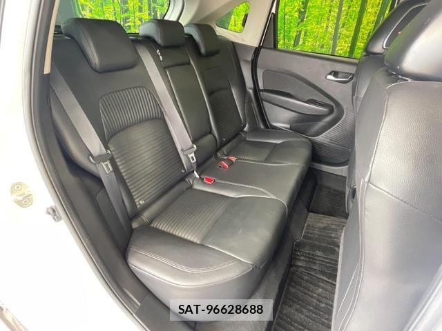 Nissan AURA 2021-10 8283604-9