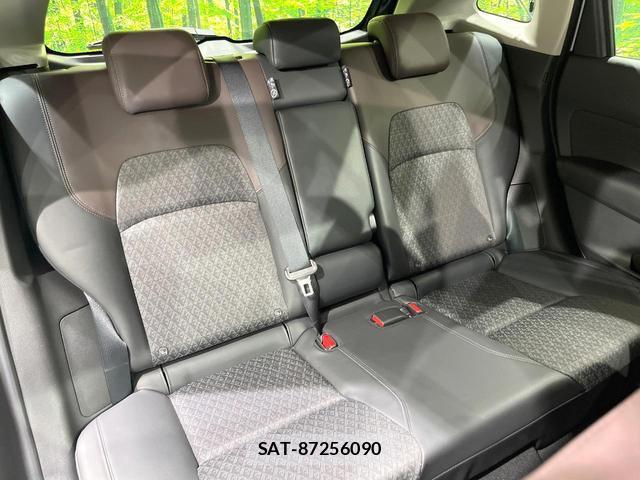 Nissan AURA 2024-09 8283973-8