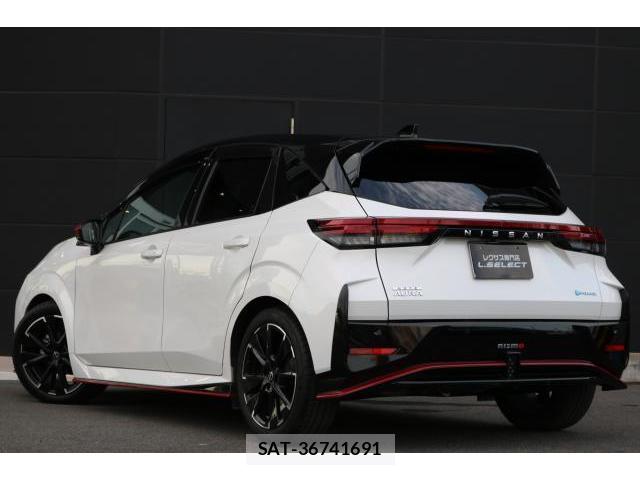 Nissan AURA 2022-05 8285030-4