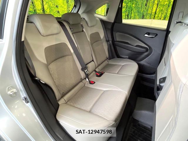 Nissan AURA 2025-11 8285460-8