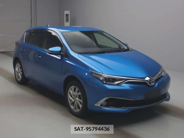 Toyota AURIS 2017-09 8278980-12