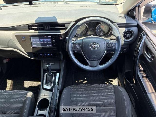Toyota AURIS 2017-09 8278980-2