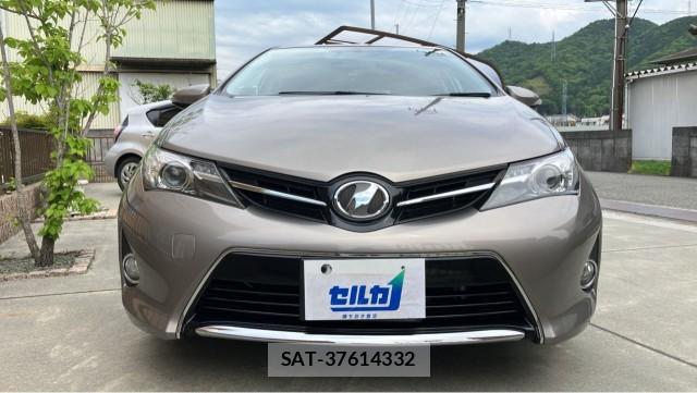 Toyota AURIS 2012-10 8280531-9